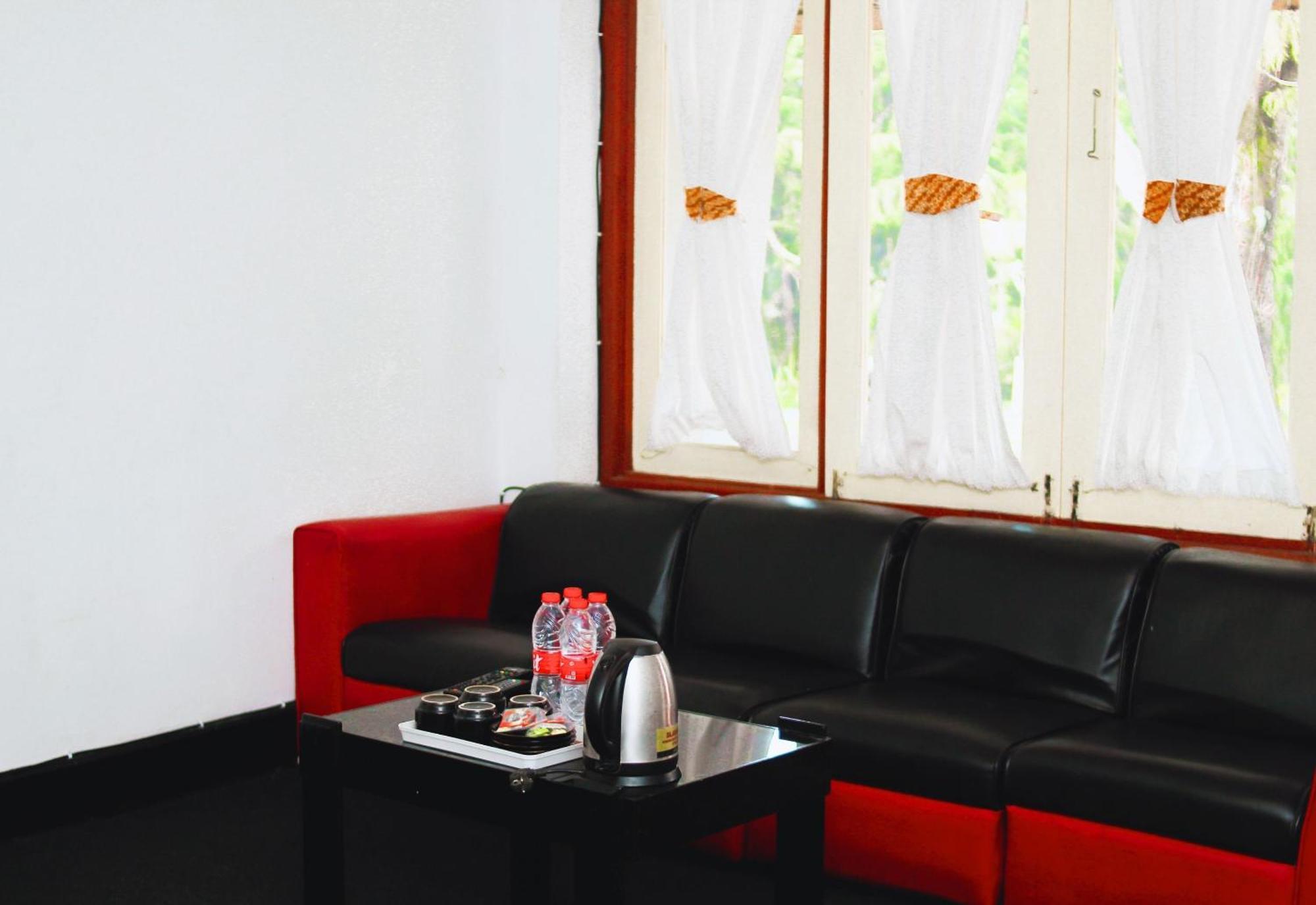 Hotel Taman Wisata Kopeng Powered By Cocotel