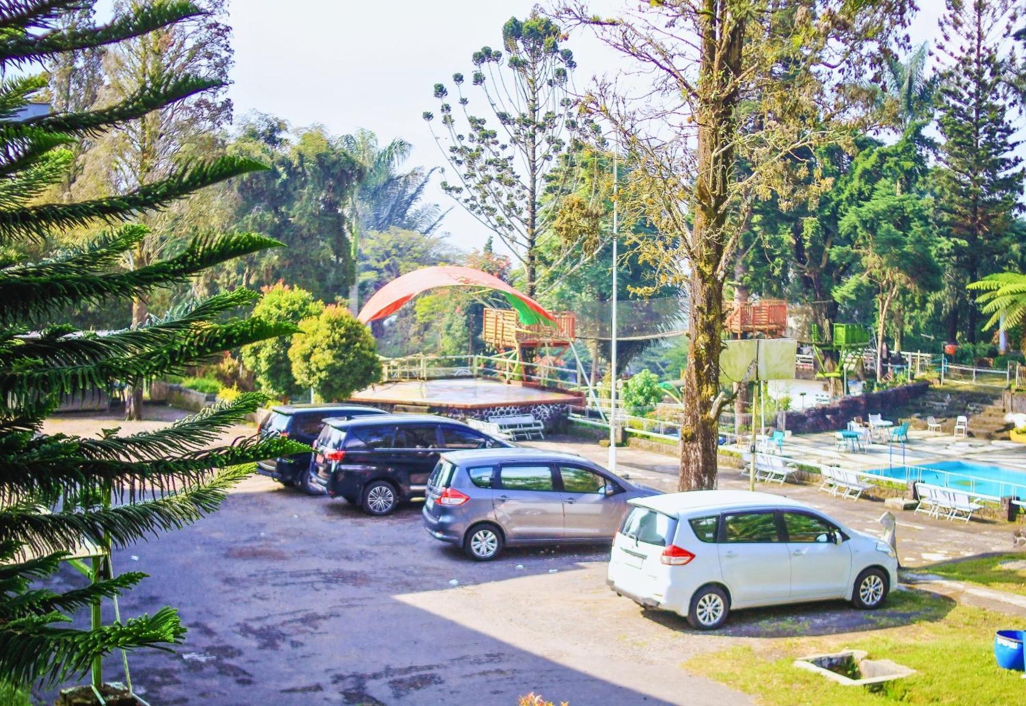 Taman Wisata Kopeng Powered By Cocotel 3* Semarang
